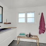 Gorgeous In With Kitchen Сasa de vacaciones