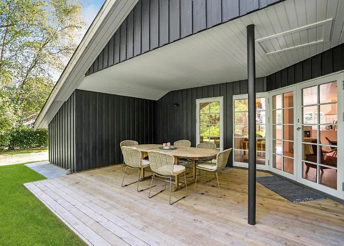 Gorgeous In With Kitchen 펜션 Ansager